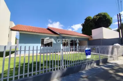 Casa ampla para locação em excelente localização na vila industrial, toledo - pr