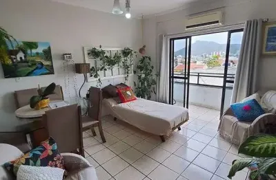 Apartamento com 2 quartos para alugar no Centro, Balneário Camboriú 