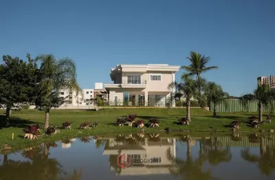 Casa com 5 quartos à venda no Centro, Camboriú 