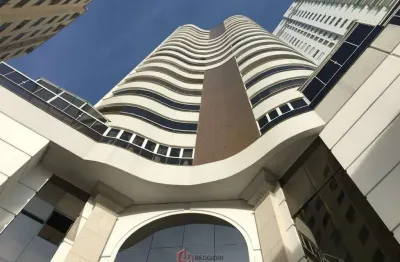 Apartamento com 3 quartos à venda no Centro, Balneário Camboriú 