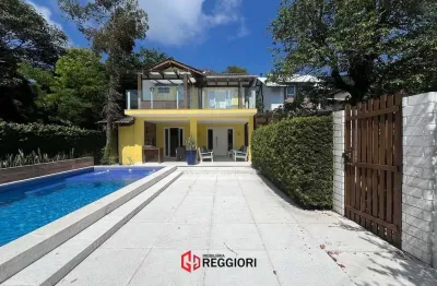 Casa com 3 quartos à venda na Praia das Taquaras, Balneário Camboriú 