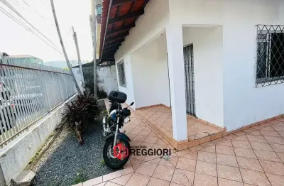 Casa com 3 quartos à venda no Centro, Balneário Camboriú 