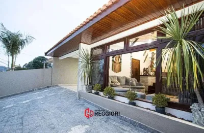 Casa com 4 quartos à venda no São Braz, Curitiba 