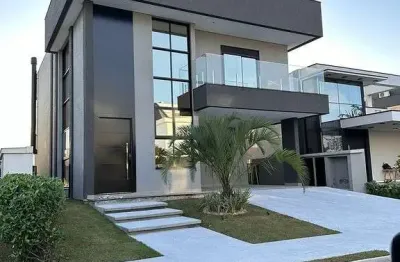 Casa em condomínio fechado com 4 quartos à venda no Santa Regina, Camboriú 