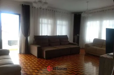 Casa com 6 quartos para alugar no Centro, Camboriú 