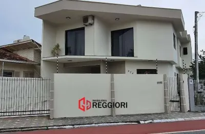 Casa com 4 quartos à venda no Centro, Itajaí 