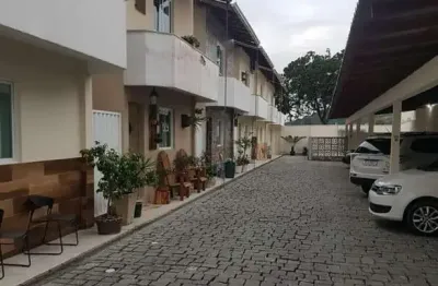 Casa com 2 quartos à venda no Centro, Camboriú 