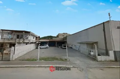 Terreno à venda no Monte Alegre, Camboriú 