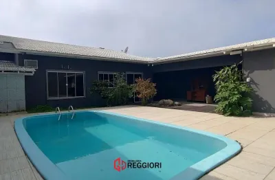 Casa com 3 quartos para alugar na Praia dos Amores, Balneário Camboriú 