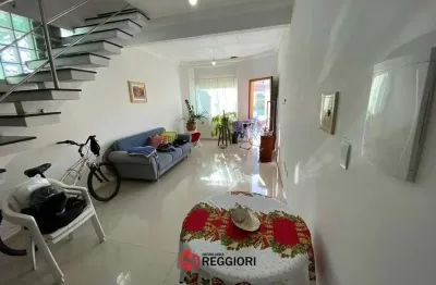 Casa com 3 quartos à venda no Centro, Balneário Camboriú 