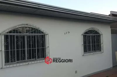 Casa com 3 quartos à venda na Zona 05, Maringá 