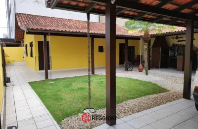 Casa com 2 quartos à venda no Centro, Balneário Camboriú 
