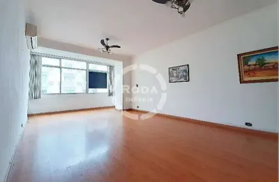 More grande - apartamento com 203m2 a poucos passos da praia do josé menino.