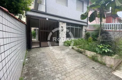 Casa ampla à venda, 3 dormitórios próxima ao coração do gonzaga