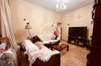 Casa isolada com 3 quartos no bairro do marapé, em santos sp.