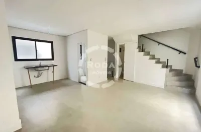 Venda sobrado de vila , excelente localização, 02 quartos com suítes, sala com lavabo, cozinha americana, área de serviço e garagem .