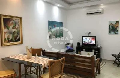 Apartamento totalmente reformado e porteira fechada no josé menino em santos