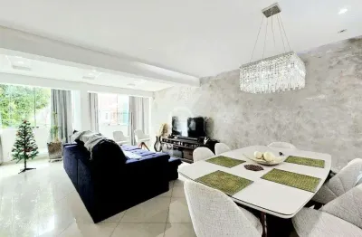 Casa com 4 suites, 2 vagas no bairro aparecida em santos