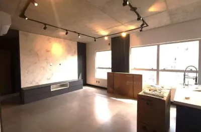 Apartamento para locação próximo da praia em Santos, localizada no bairro do Embaré.