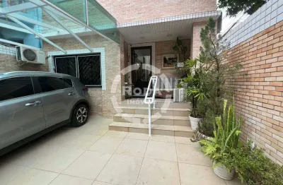 Casa sobrado à venda no bairro do gonzaga em santos