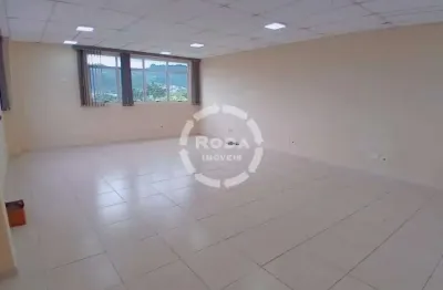 Sala comercial 58m² com 2 banheiros no bairro da vila mathias ao lado da unimed