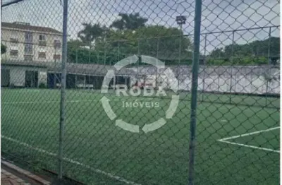 Terreno amplo à venda – 3.300 m² | estrutura completa para atividades comerciais ou esportivas