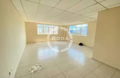 Sala comercial 50m² com 2 banheiros no bairro da vila mathias ao lado da unimed