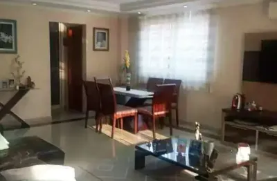 Sobrado à venda – 169,5m² | 3 dormitórios (1 suíte master) | 2 vagas | santos/sp