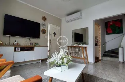 Sobrado 3 dormitórios , quintal e garagem 2 carros á venda no bairro encruzilhada - santos