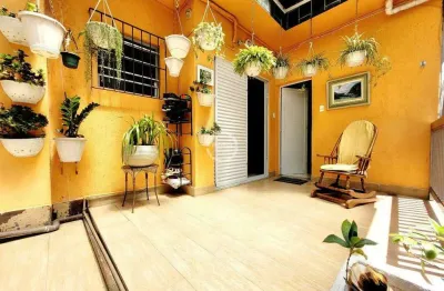 [casa sobreposta 2 dorms, 2 vagas e renda garantida] – investimento no josé menino, santos/sp