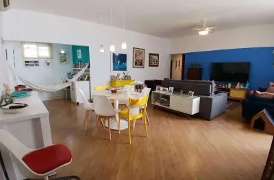 Apartamento à venda, 2 dormitórios, frente a praia do gonzaga, em santos-sp