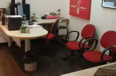 Sala comercial no coração do gonzaga – ao lado do shopping!