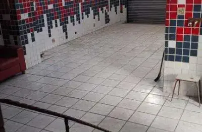 Excelente loja/galpão comercial no centro de santos – 475 m² e fácil acesso ao porto!