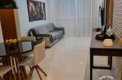 Apartamento a 200 metros da praia com 3 suítes 2 vagas lazer completo