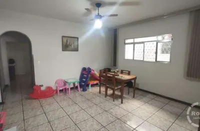 Casa ampla com edícula à venda nas proximidades da beneficência portuguesa – santos/sp