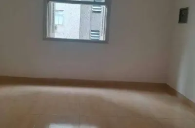 1 dormitório para locação no boqueirão – 2 quadras da praia – com garagem