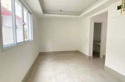 Sobrado triplex em condomínio fechado no gonzaga - santos/sp