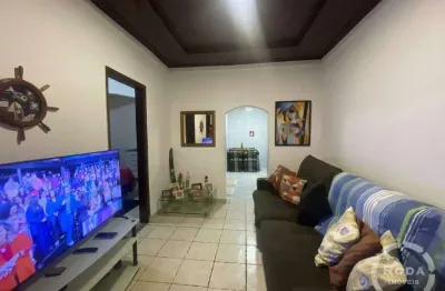 Casa térrea à venda no macuco, santos/sp – 3 quartos, sendo 1 suíte