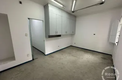 Casa comercial | locação | 8 dormitórios (1 suíte) | 236m² | gonzaga | santos/sp