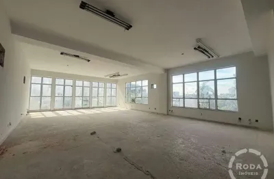 Excelente loja e sobreloja com 600m no bairro da vila mathias - santos - sp