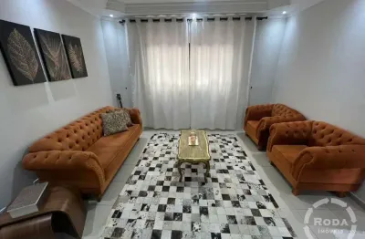 Casa triplex a 2 quadras da praia do gonzaguinha – ampla, confortável e com excelente localização