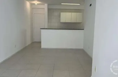 Apartamento com 3 quartos para alugar na Rua Dona Maria Máximo, --, Ponta da Praia, Santos