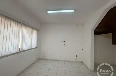 Casa para alugar na Rua Goiás, --, Boqueirão, Santos