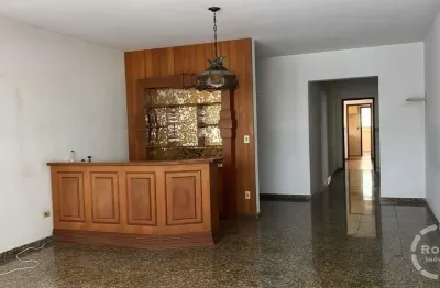 Apartamento à Venda no Gonzaga – 3 Quartos, Elevador e 2 Vagas Paralelas | Santos/SP