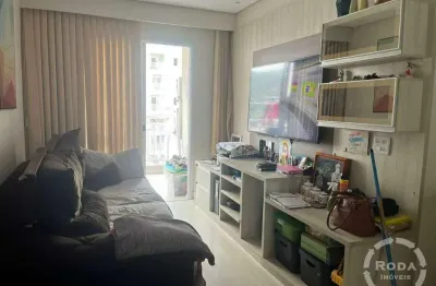 Apartamento em Condomínio Clube Com 3 quartos sendo 1 suíte, varanda e 1 vaga de garagem em Santos