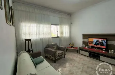 Casa à venda em Santos (Ponta da Praia) – 3 quartos, quintal e 2 vagas