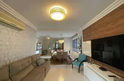 Comprar apartamento Alto Padrão na Ponta da Praia - A apenas 50 metros do mar!