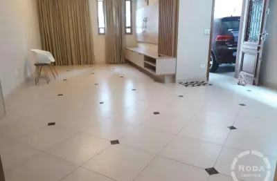 Casa com 3 quartos à venda na Rua Liberdade, --, Embaré, Santos