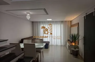 Sobrado à venda com 200m², com 2 suítes e área gourmet com 2 vagas