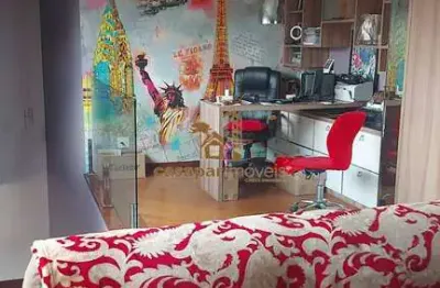 Cobertura duplex à venda com 250m², 3 dormitórios (2 suítes) e piscina